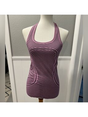 Lululemon  Run Swiftly Tank - Pink and Gray Chevron - Size 4
